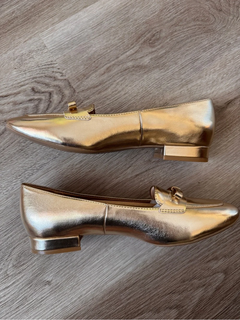 Life Stride Claudine Gold Bow Flats Heel Women’s 7.5 Metallic Preppy